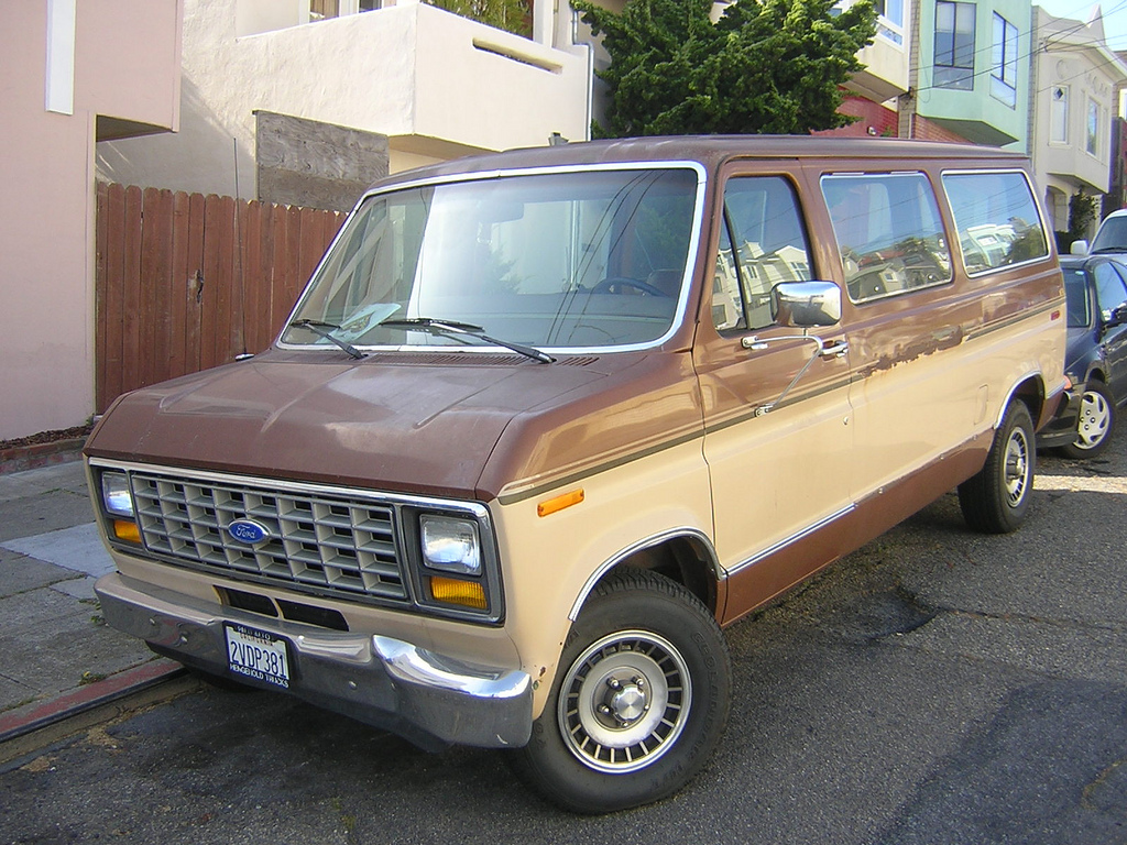 Livin’ The Dream in an ’91 Ford Econoline